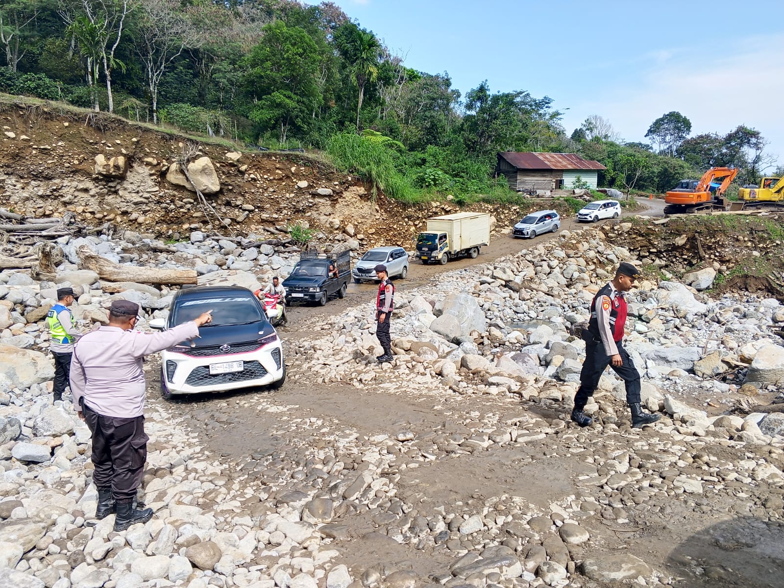 Akses Jalan Bener Meriah – Bieurun Kembali Normal