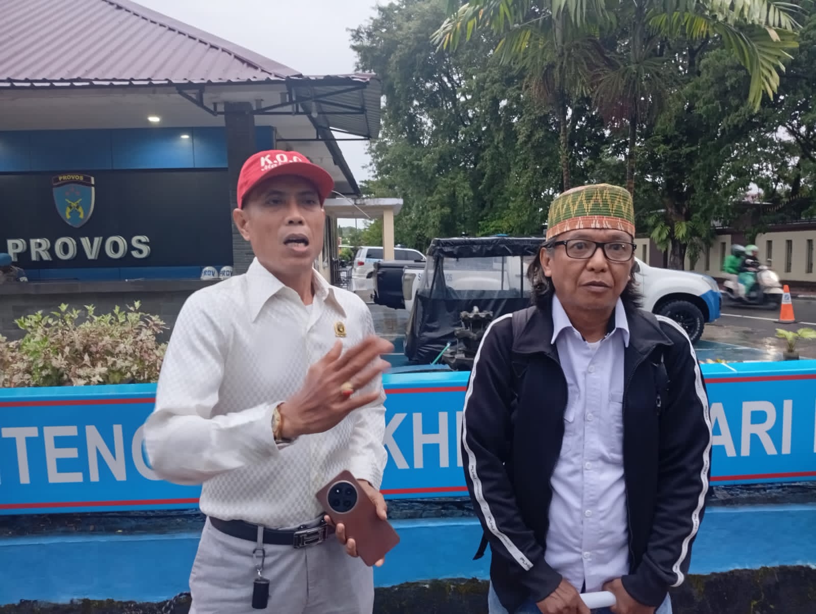BERITA UTAMA ISHAK HAMZAH LAPORKAN 3 PEJABAT POLISI KE PROPAM: GUNAKAN PUTUSAN CACAT HUKUM UNTUK MENJERAT SAYA