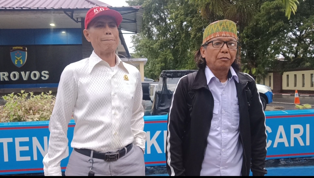 BERITA UTAMA ISHAK HAMZAH LAPORKAN 3 PEJABAT POLISI KE PROPAM: GUNAKAN PUTUSAN CACAT HUKUM UNTUK MENJERAT SAYA