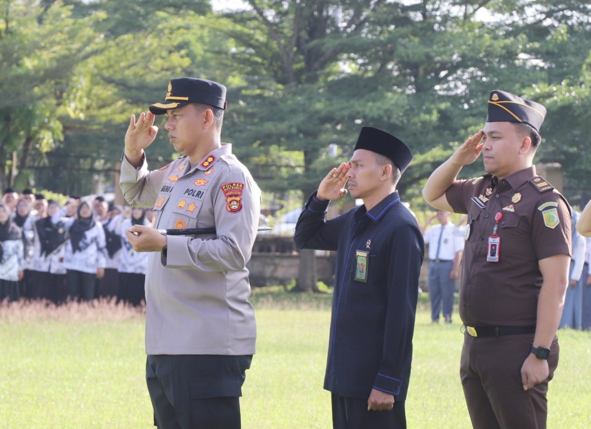 Polri Dukung Dunia Pendidikan, Kapolres Musi Rawas Ikuti Upacara Peringatan Hardiknas 2026