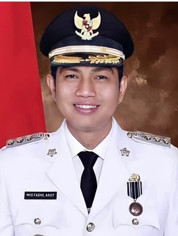 Cawe-Cawe Bupati Batanghari dan Ambisi Oknum Anggota Dewan, Berujung Pemutusan Kerjasama Bongkar Muat Ketua FSPTI MRM Angkat Bicara … Cawe-Cawe Bupati Batanghari dan Ambisi Oknum Anggota Dewan, Berujung Pemutusan Kerjasama Bongkar Muat Ketua FSPTI MRM Angkat Bicara …