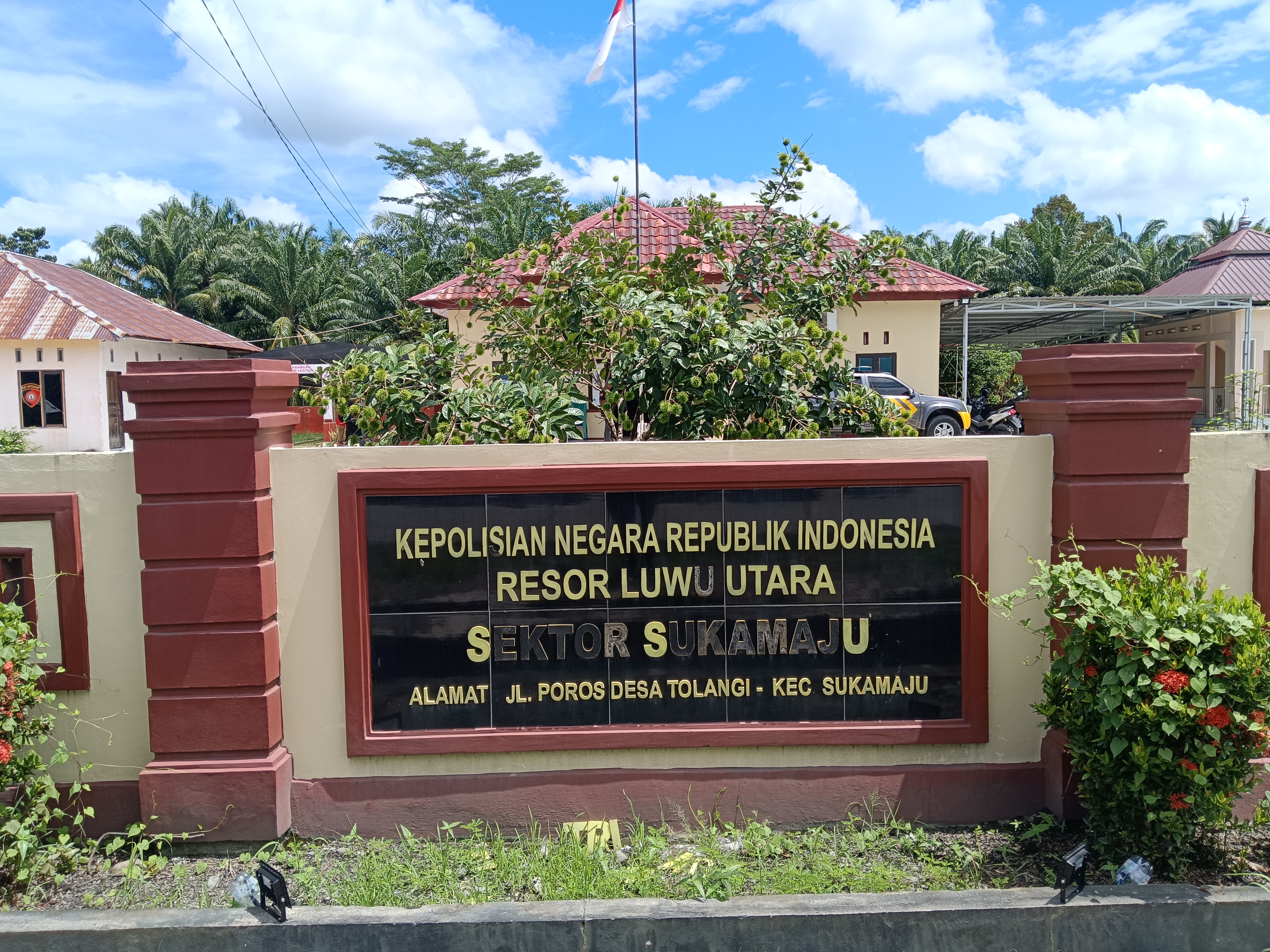 BERITA SOROTAN PERJALANAN PENEGAKAN KEBENARAN: TIM HUKUM DAN JURNALIS AWALI PENGAWALAN PERKARA DI POLSEK SUKAMAJU