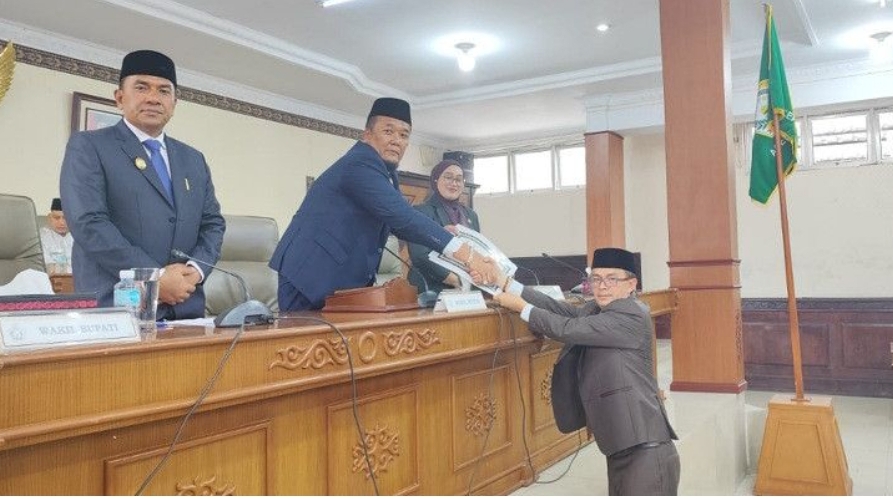 *BANLEG DPRK ACEH TENGAH USULKAN QANUN ADAT GAYO: REJE LINGE DIKEMBALIKAN SEBAGAI PAYUNG RAKYAT*