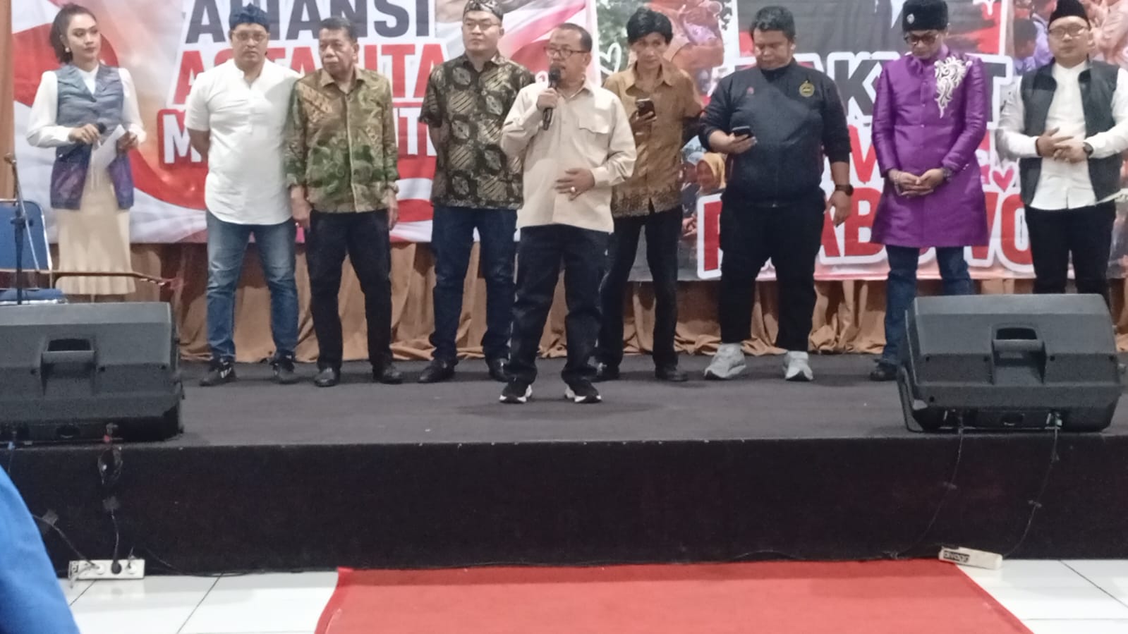 Drs. H.Hasan Basri SH,MH Menghadiri Acara Gus Hendi Lesmana Bakti Sosial Hasan Basri : Next Santunan 10.000 Anak Yatim