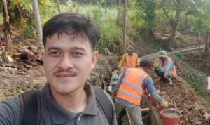 Pasir Halus Berkualitas Digunakan Sesuai RAB, Pembangunan Irigasi P3-TGAI P3A Karya Naga Dinilai Tetap Bermutu