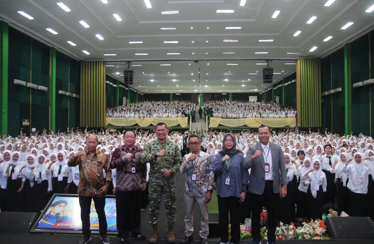 PKKMB Hari Kedua UNIMAL: Fasilitas Kampus, Riset, Hingga Pembekalan Bela Negara PKKMB Hari Kedua UNIMAL: Fasilitas Kampus, Riset, Hingga Pembekalan Bela Negara