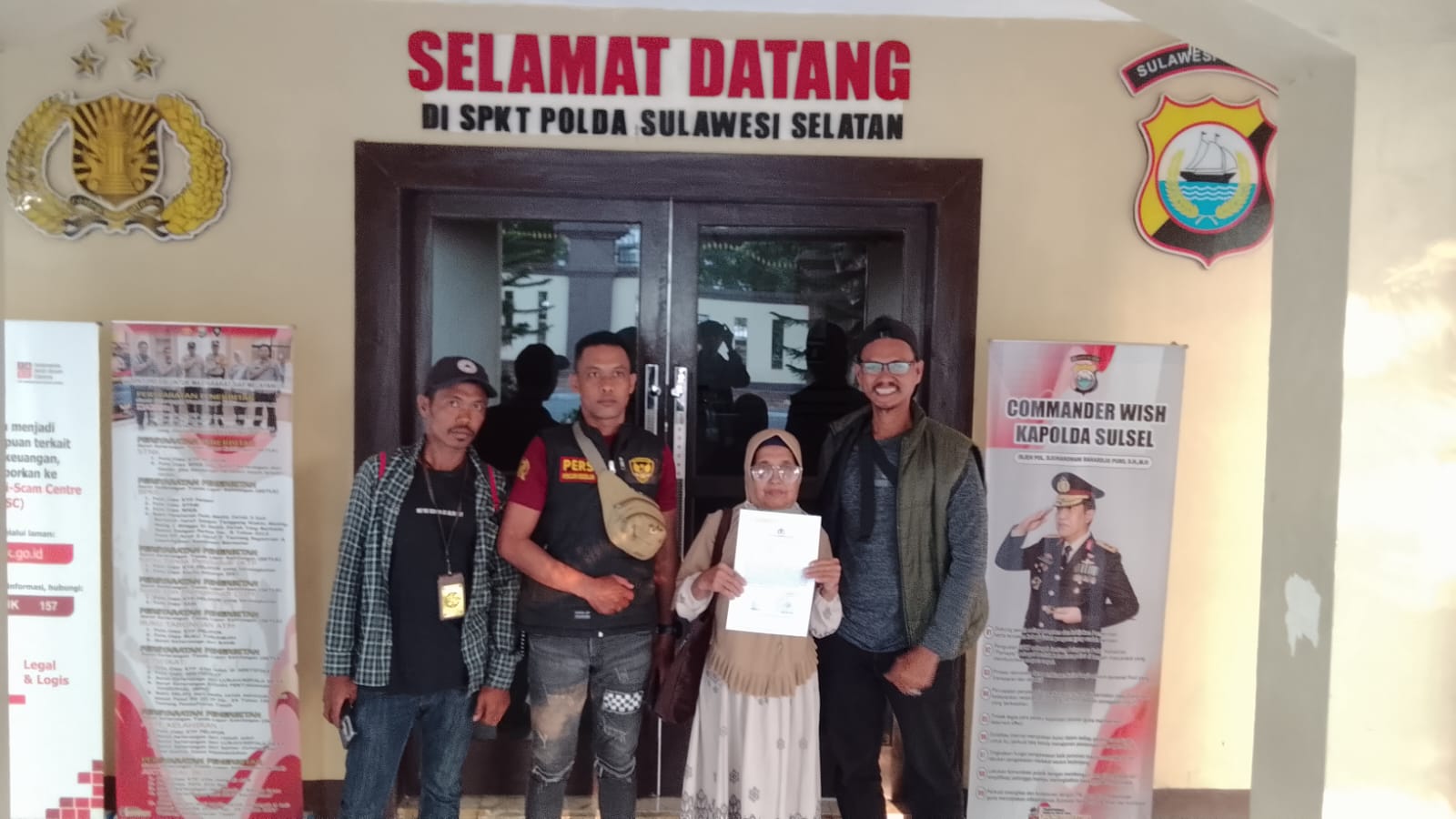 Ahli Waris Hania Dg Tayu Resmi Laporkan Dugaan Penyerobotan Lahan ke Polda Sulsel, Kerugian Ditaksir Rp5 Miliar Ahli Waris Hania Dg Tayu Resmi Laporkan Dugaan Penyerobotan Lahan ke Polda Sulsel, Kerugian Ditaksir Rp5 Miliar