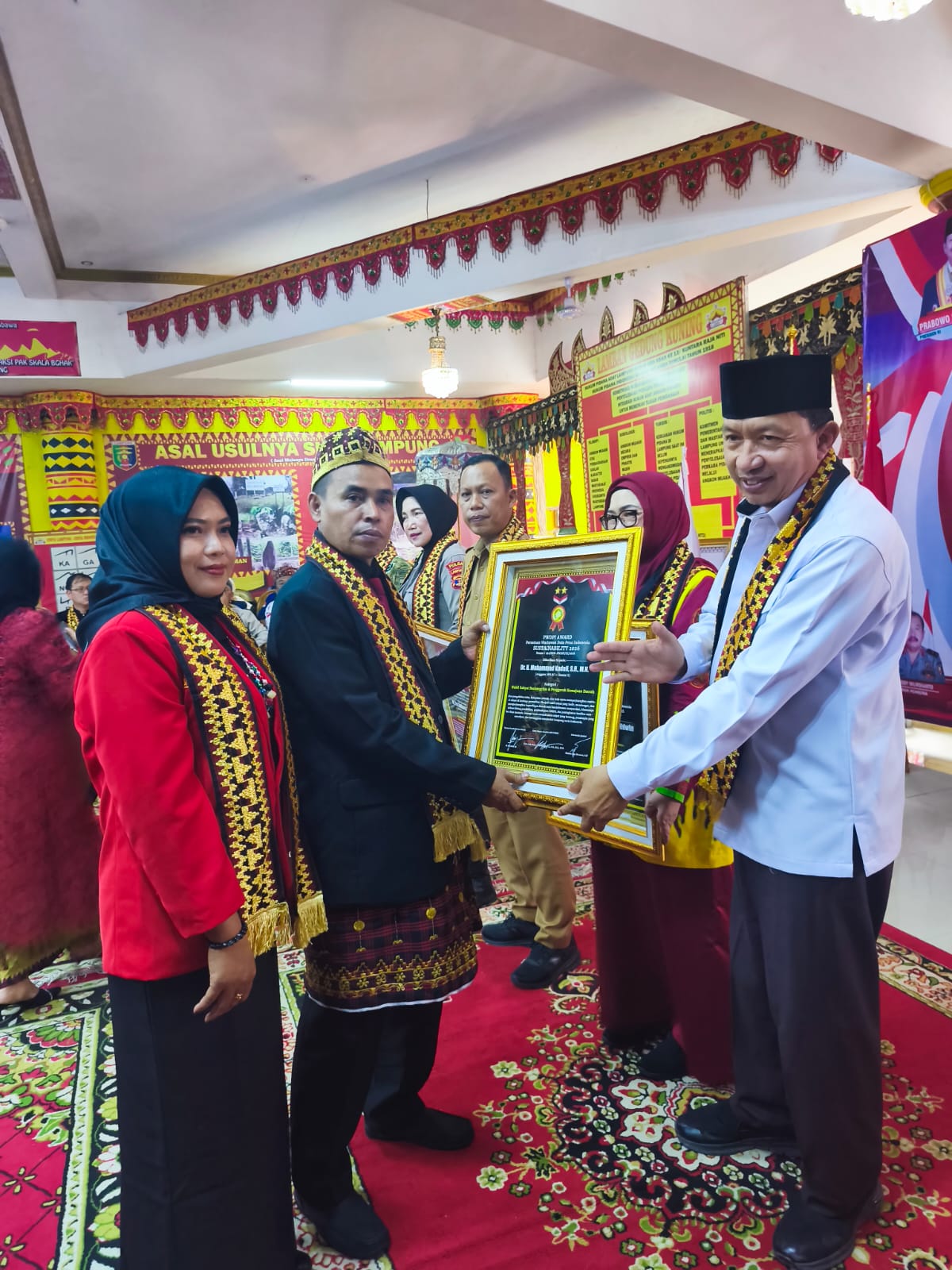 Puncak Peringatan HUT Ke-4 PWDPI Sukses Digelar, 32 Tokoh & Lembaga Terima PWDPI Award Sustainability 2026 Puncak Peringatan HUT Ke-4 PWDPI Sukses Digelar, 32 Tokoh & Lembaga Terima PWDPI Award Sustainability 2026